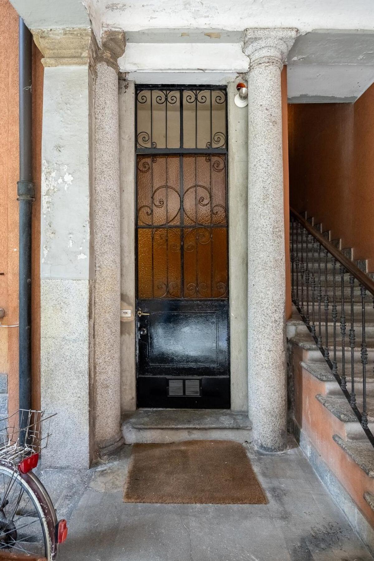 Loft Di Design Centro Milano Apartment Bagian luar foto